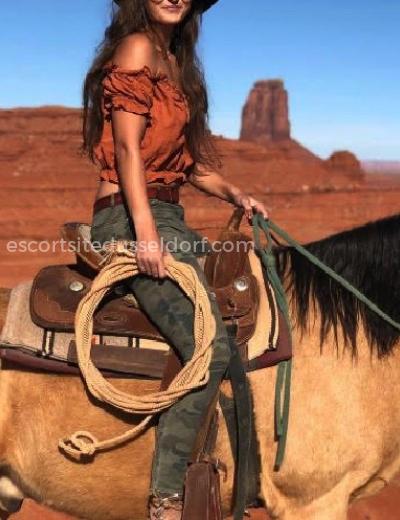 Hure Emily - Foto  2 №3377